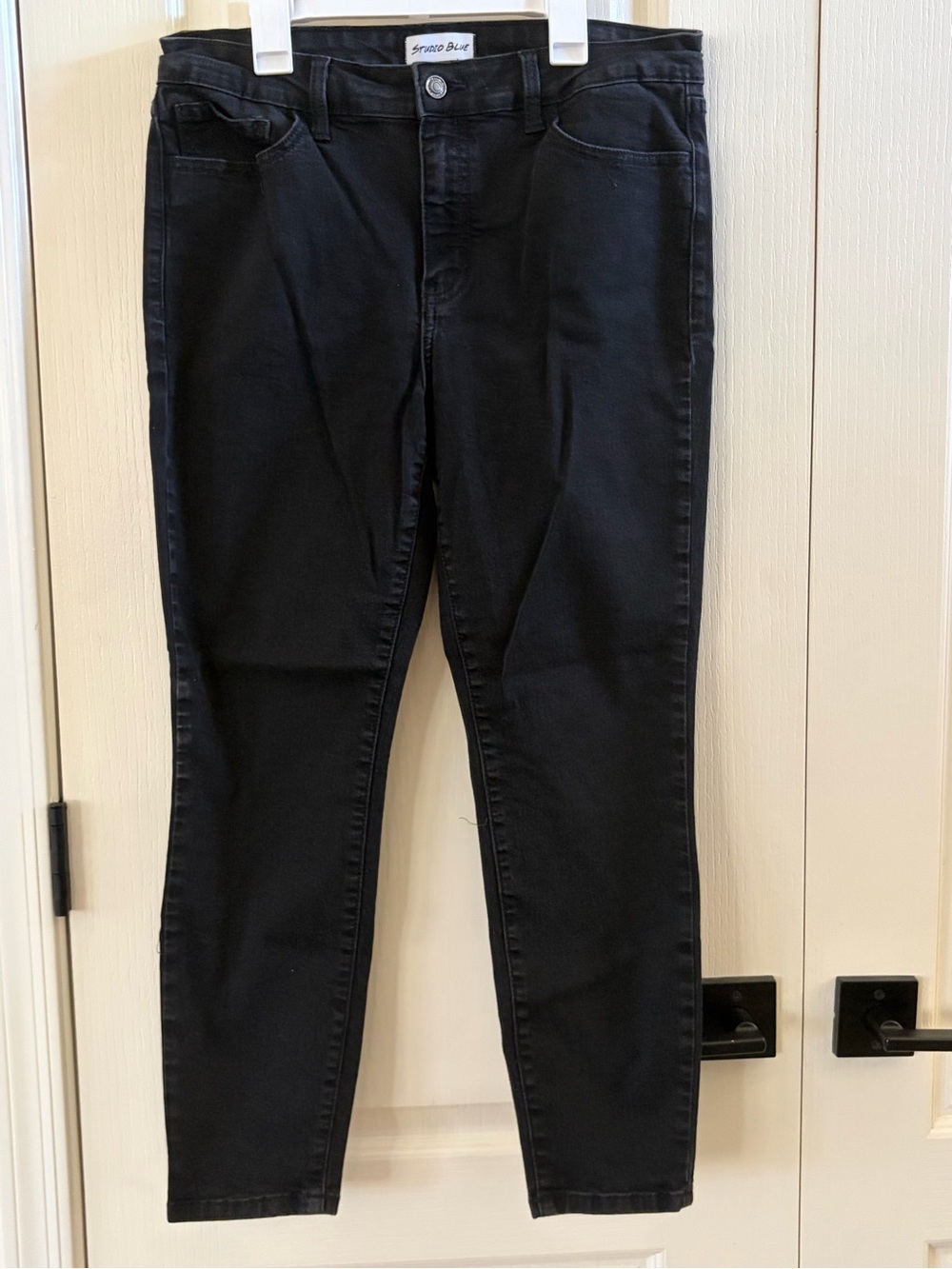 Studio Blue Black Jeans